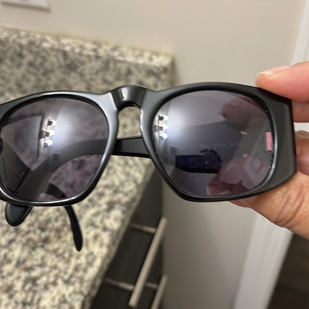 Chanel vintage sunglasses - Picture 11 of 16